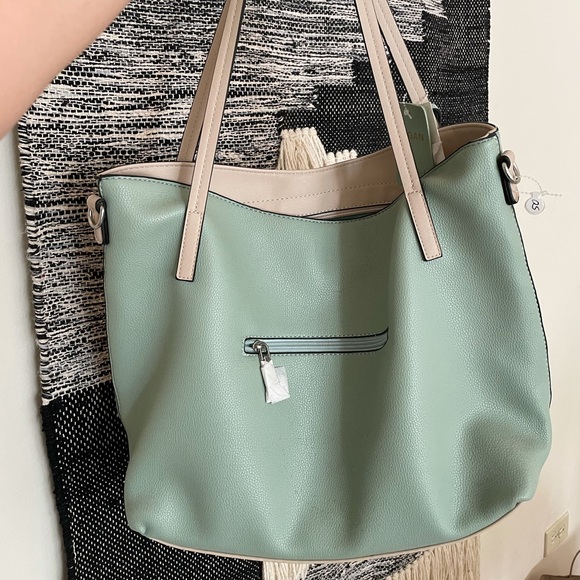 Yellow & green bag - Picture 2 of 3